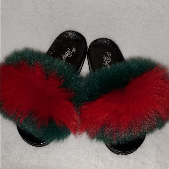 gucci fox fur slides